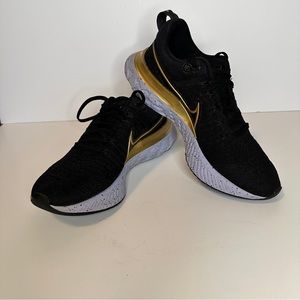 Nike React Infinity Run Flyknit 2 Women’s Running Shoes Sz9